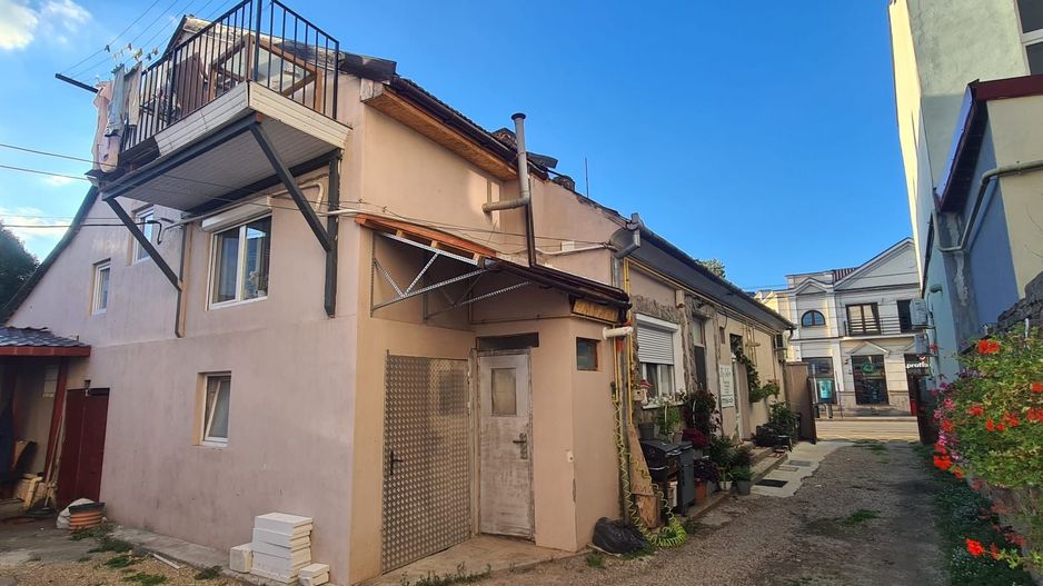 Proprietate ultracentrală cu 5 camere- str. Primăriei - Poză 19