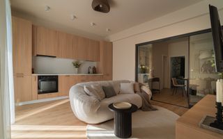 Apartament cu 5 camere, 100 mp, Armeneasca-Piata Rosetti, Comision 0 - Poză 1