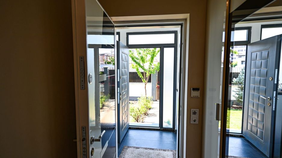 Casa de vanzare| Chiajna | 5 camere - Poză 1