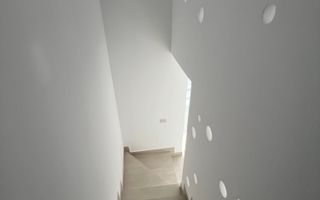 vila individuala P+M spatioasa - pret bun - Poză 12