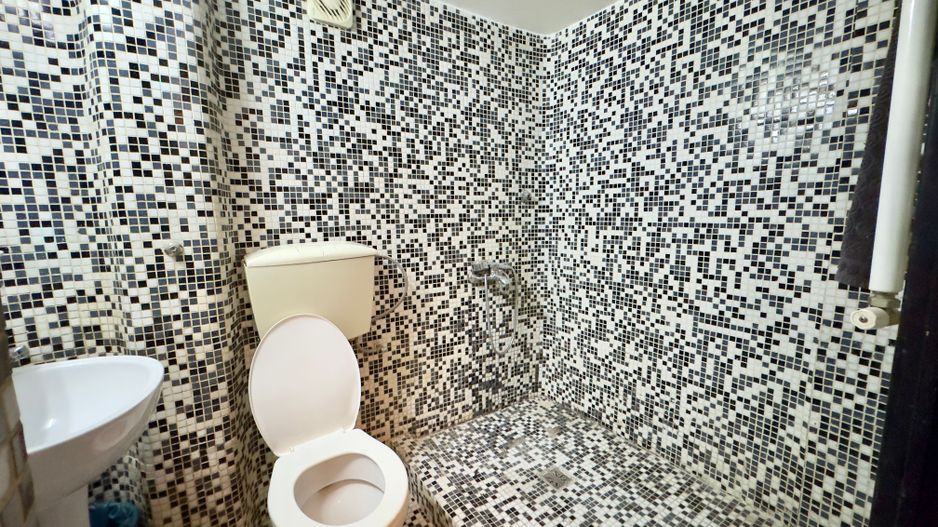 Apartament 4 camere Batistei, strada Vasile Lascar, 136 mp, comision 0 ! - Poză 21