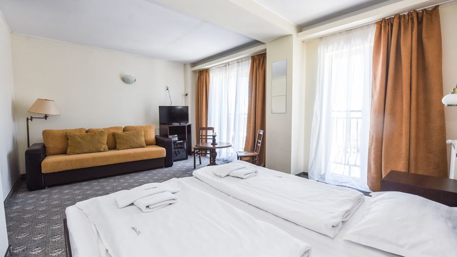 Hotel glamour si restaurant, in inima statiunii Predeal - Poză 37