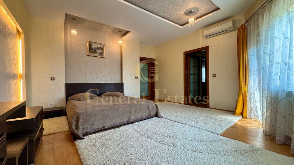 Vînzare Casă în 3 Nivele -Hlincea - 343 m.p. - Poză 17