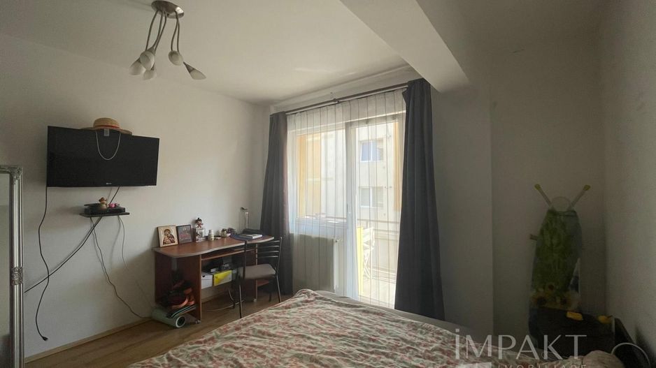 Apartament cu 3 camere in zona Buna Ziua - Poză 4