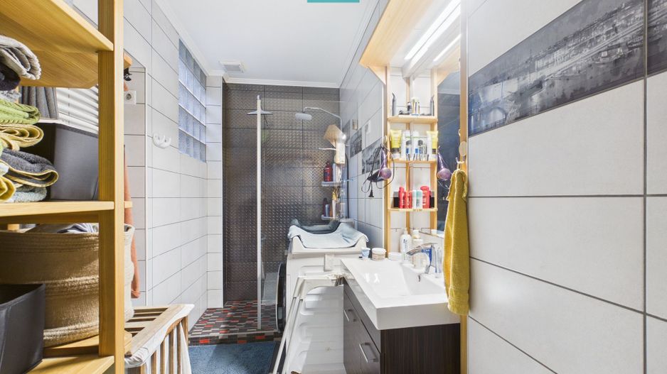 Apartament ultracentral cu 2 camere în Mako - Poză 9