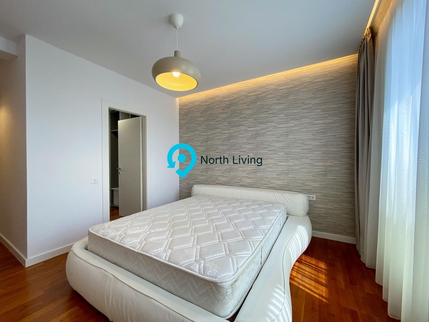 Vila 5 camere Pipera | 2 parcari | gradina - Poză 15