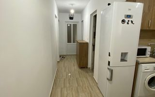 Inchiriez camera - Poză 3