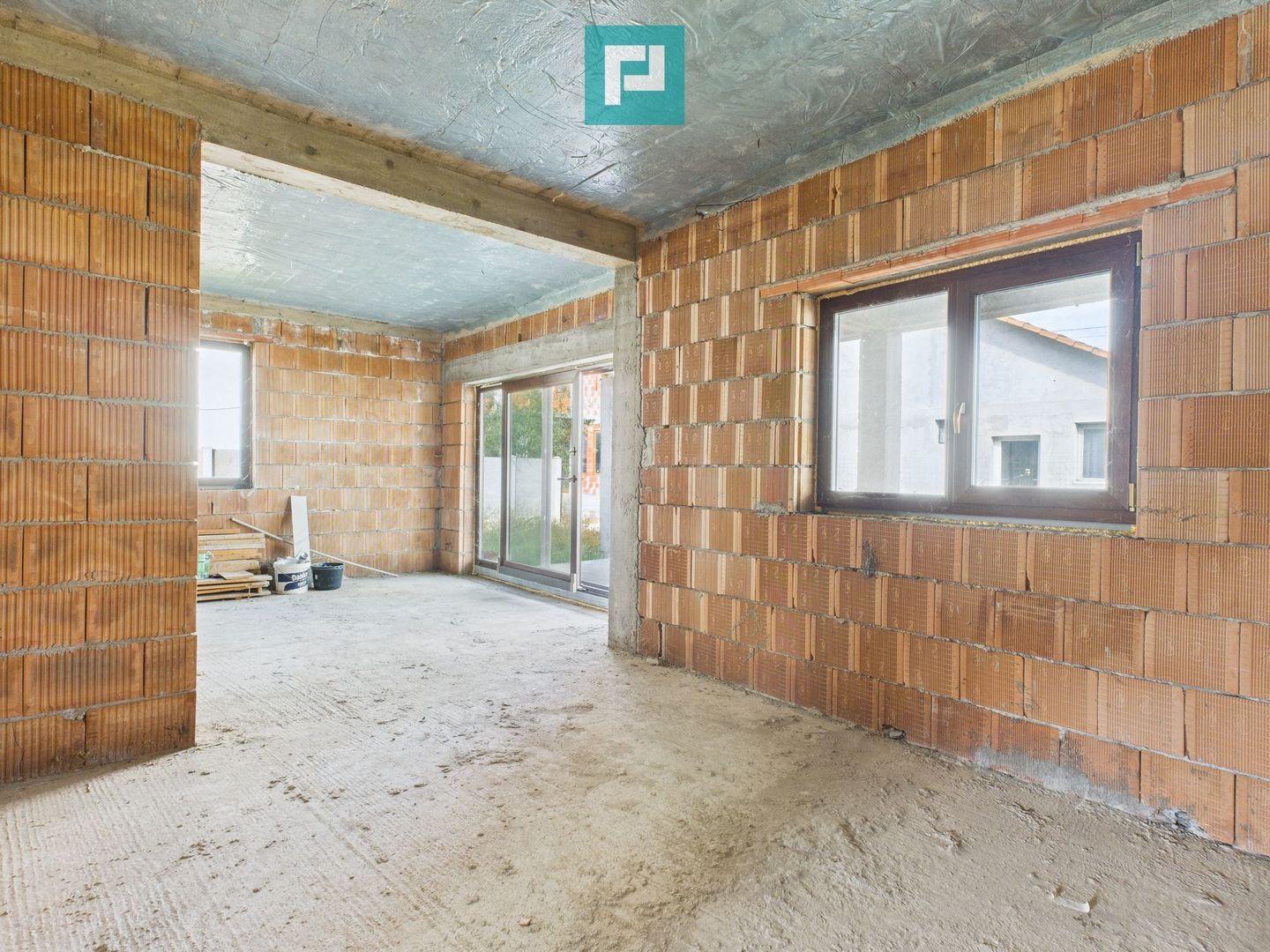 Casă la roșu, 4 camere, Zimandul Nou - Poză 9