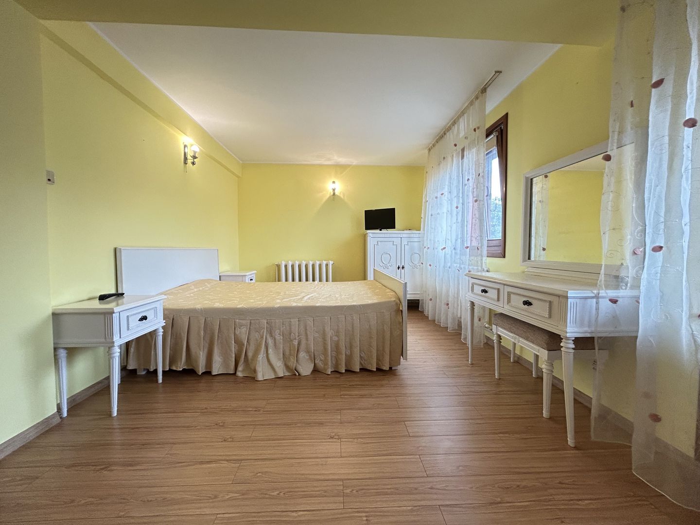 Casa P+1 BCA 4 camere Cartier KM5 strada Fantanele - toate utilitatile - Poză 6