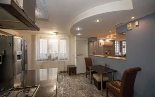 Casa de vanzare 9 camere potential investitie Cornetu teren 1200mp - Poză 11