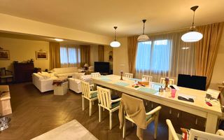 Vilă cu 10 camere P+2E+M 400 M² utili 2800 M² Teren Comandau - Poză 9