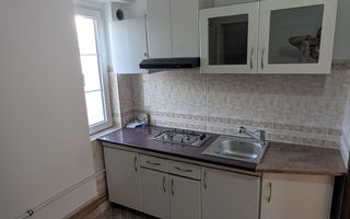 Apartament  3 camere 78 mp-2 balcoane-curte-parcare-Calea Moldovei - Poză 4