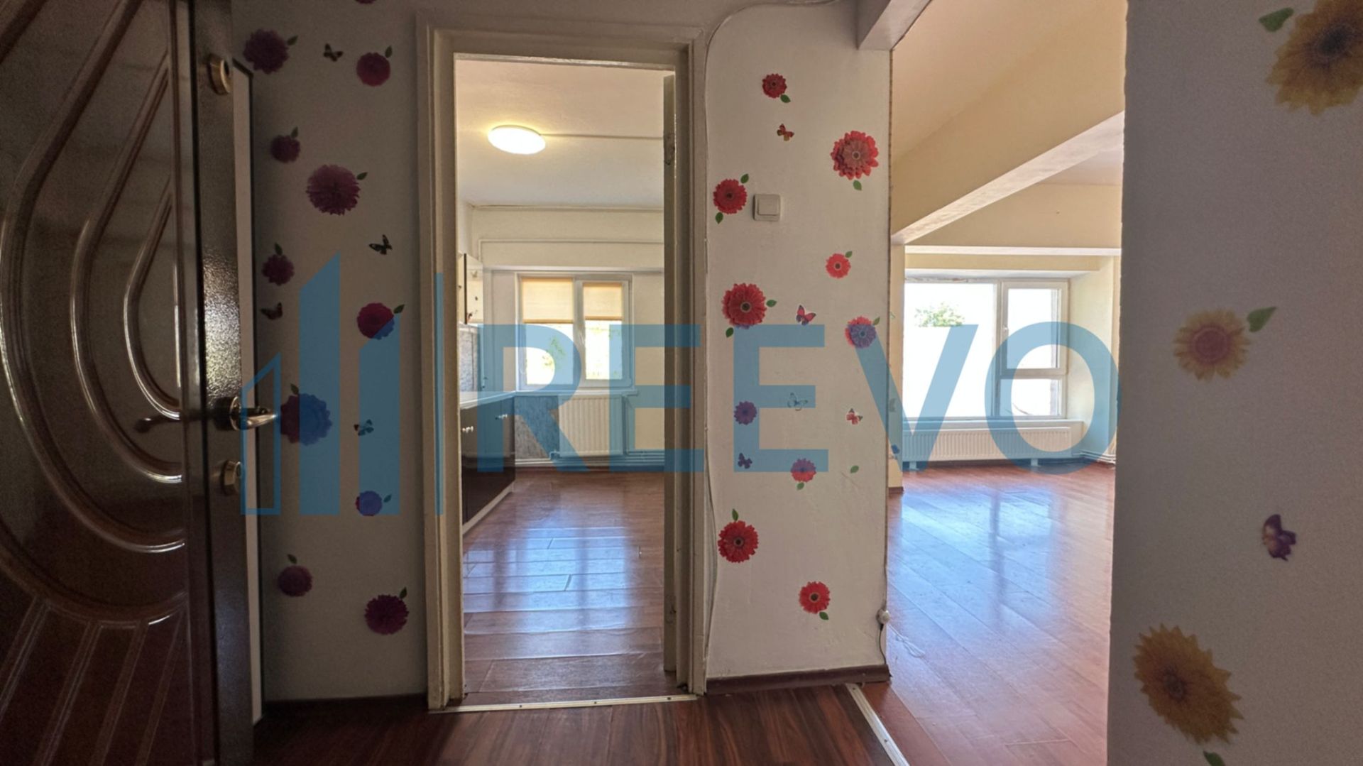 Apartament două camere, etaj 2, Str. Frasinului COMISION 0% - Poză 2