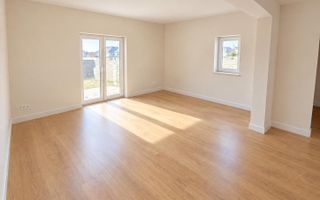 COMISION 0! DRUMUL BOILOR. Duplex cu 4 camere, 3 bai. Toate utilitatile. - Poză 1