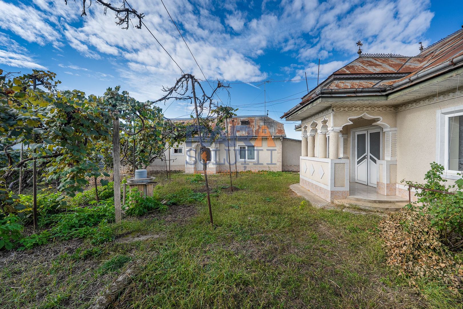 Casă cărămidă 80 mp, teren 1000 mp, colț, 7 km de Roman, Trifești - Poză 2