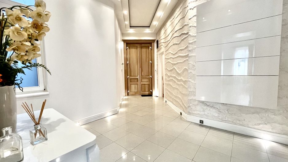 Apartament 3 camere, elegant si spațios, lângă parc, zona Centrala - Poză 22