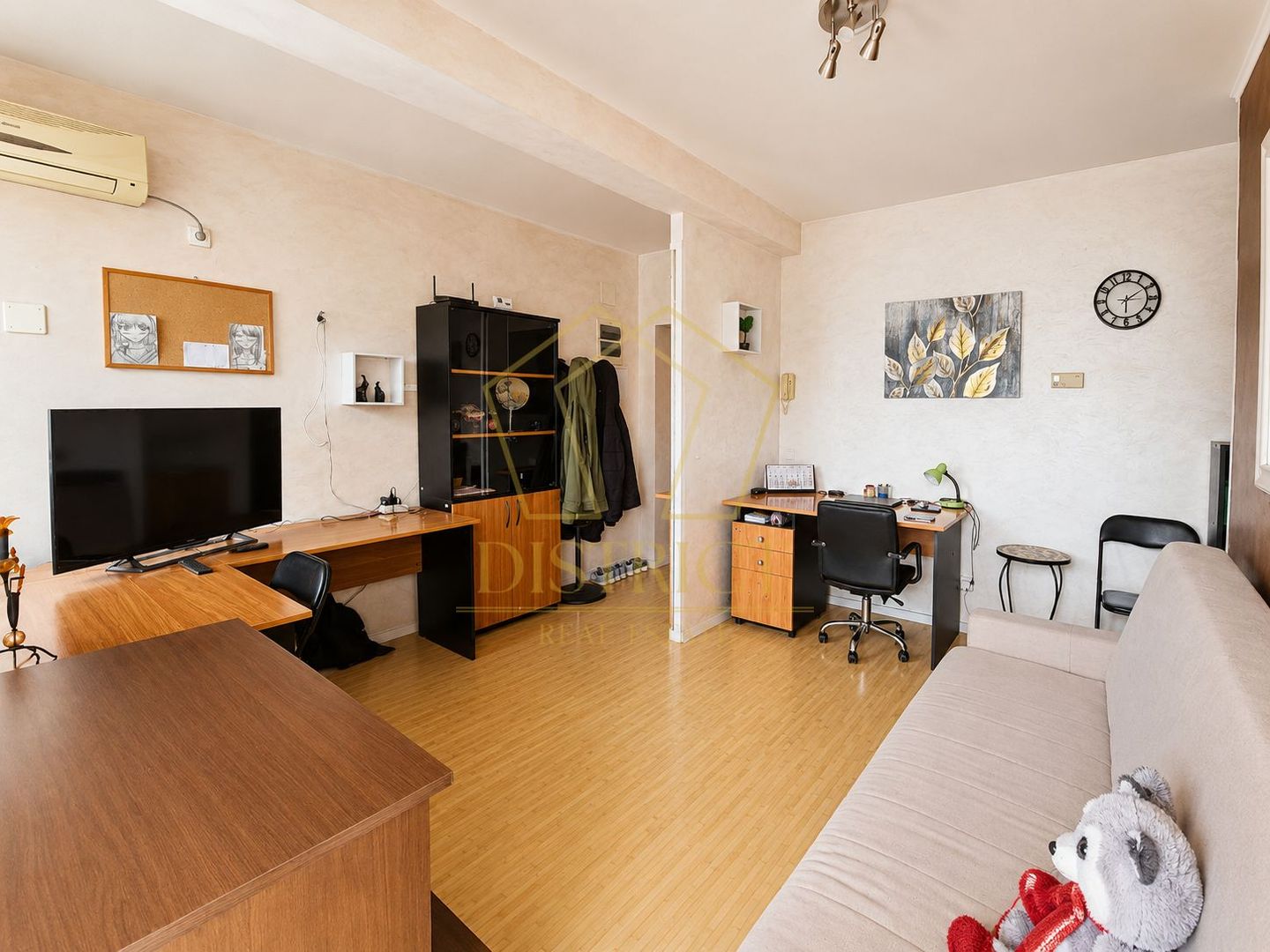 Apartament cu 2 camere loc de parcare, etaj 1 | Dumbravita la intrare - Poză 2