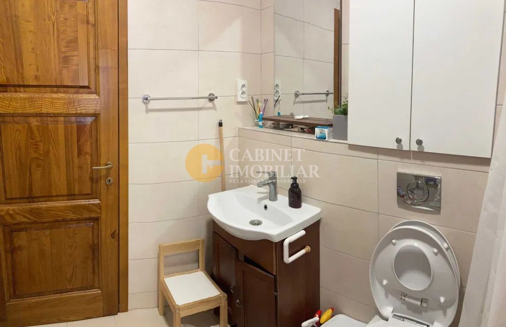 BUCIUM - LIDL - 3 CAMERE SEMIDECOMANDAT - MOBILAT ȘI UTILAT - Poză 6