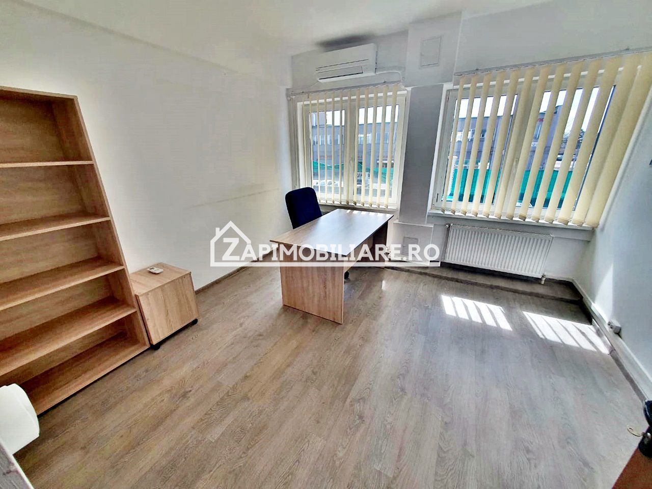Spatii birouri,recent renovate si mobilate - Poză 3