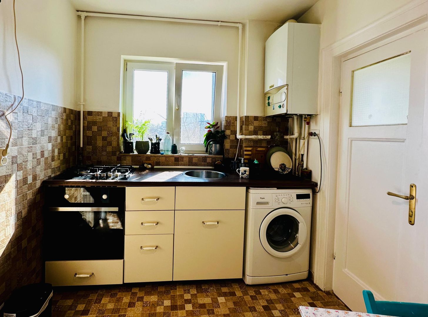 Apartament 3 camere + 1 birou,  Cotroceni, curte si gradina, metrou Eroilor - Poză 14
