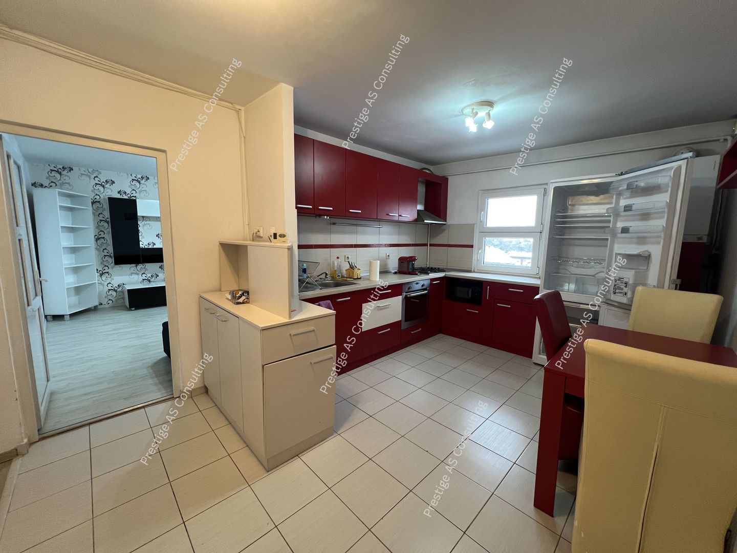 Apartament Decomandat 3 Camere | Etaj 4 | Complexul studentesc-OMW - Poză 1