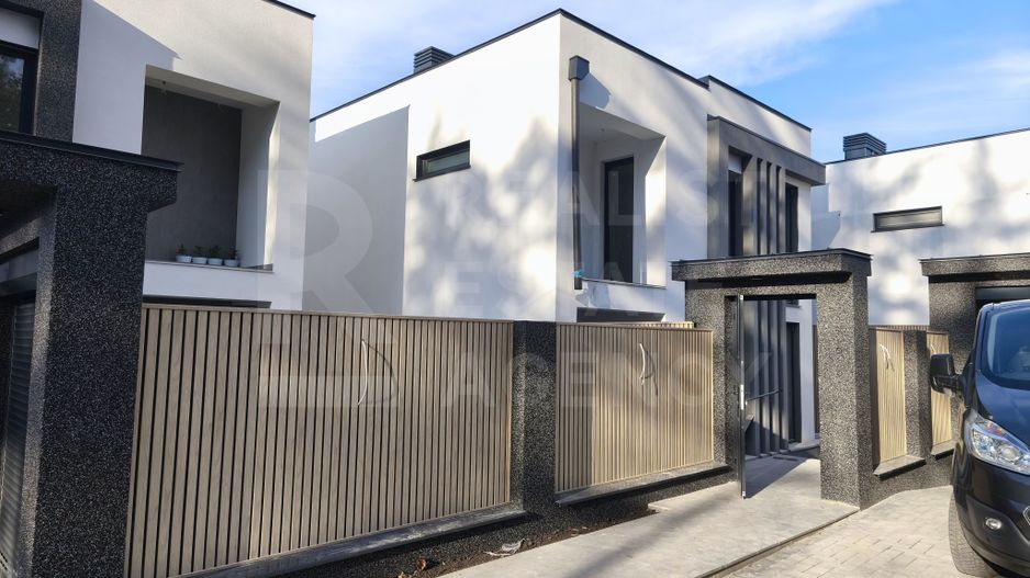 Vânzare casă, 4 camere,  str. Dragomirna, sectorul Buiucani. - Poză 2