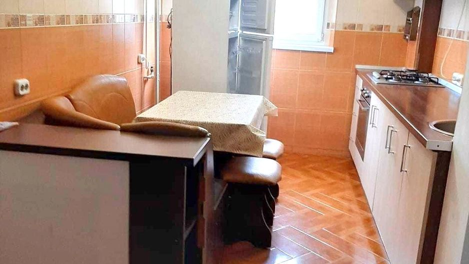 2 camere, etaj 8/9, bloc izolat, balcon, AC, Mega Image la parter - Poză 6