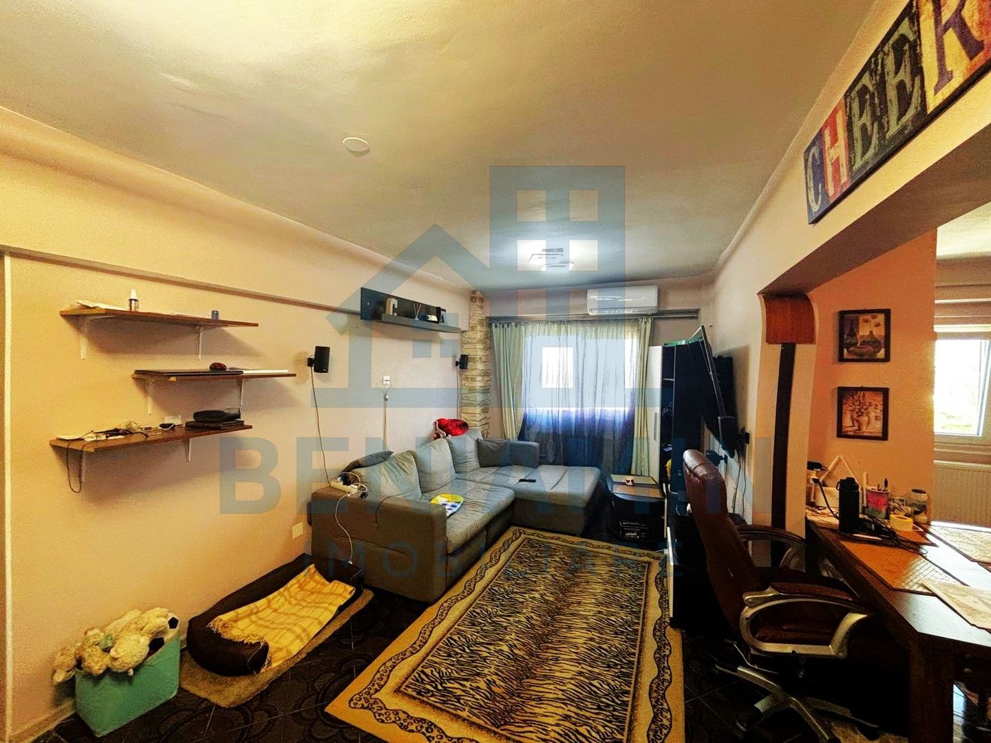 4-Camere-81mp-Utili-2-Balcoane-Lift-Mobilat-Utilat-Parcare-Triaj - Poză 3
