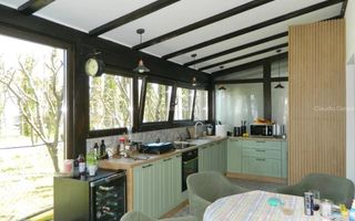 Apartament superb de 4 camere, curte proprie, zona Bartolomeu. - Poză 1