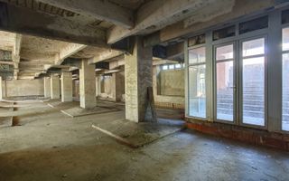 SAD 381 mp utili,  Complex Studentesc, vizibilitate excelenta. - Poză 1