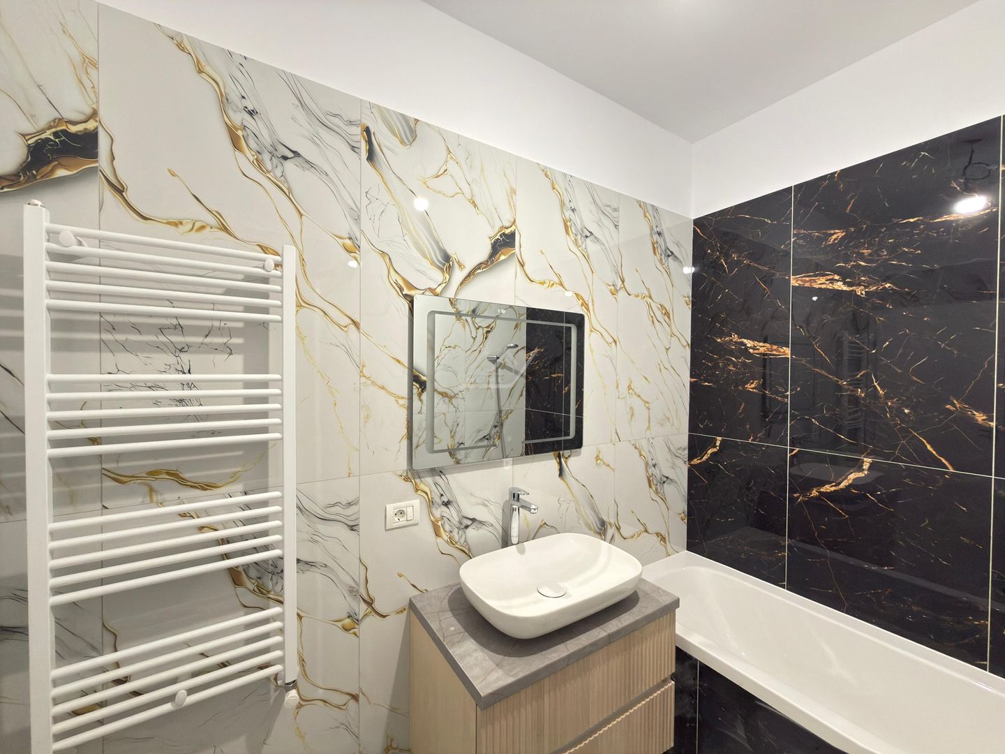 Bloc la asfalt. Etaj 1. Loc de parcare. - Poză 6