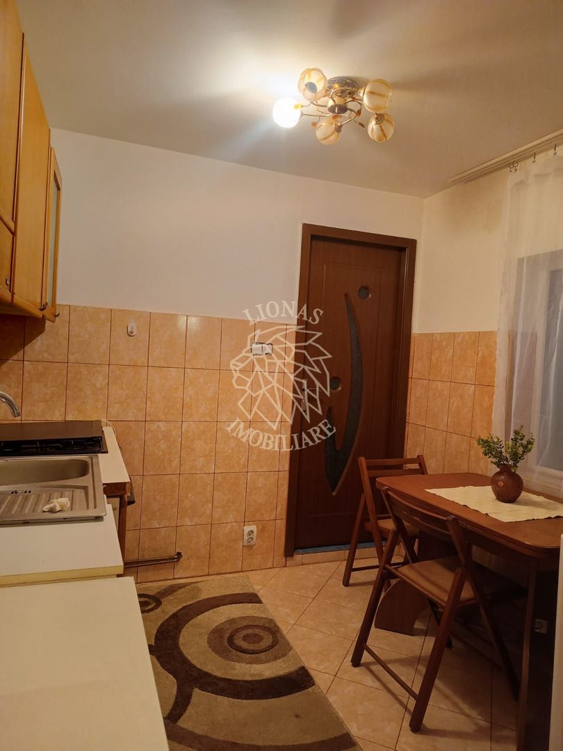 Apartament 3 camere-etaj 2-parcare- ideal investitie,  Ultracentral - Poză 5