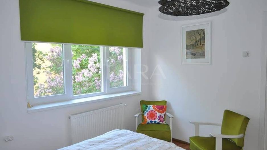 Apartament cu 2 camere, complet renovat, zonă Centrala. - Poză 8