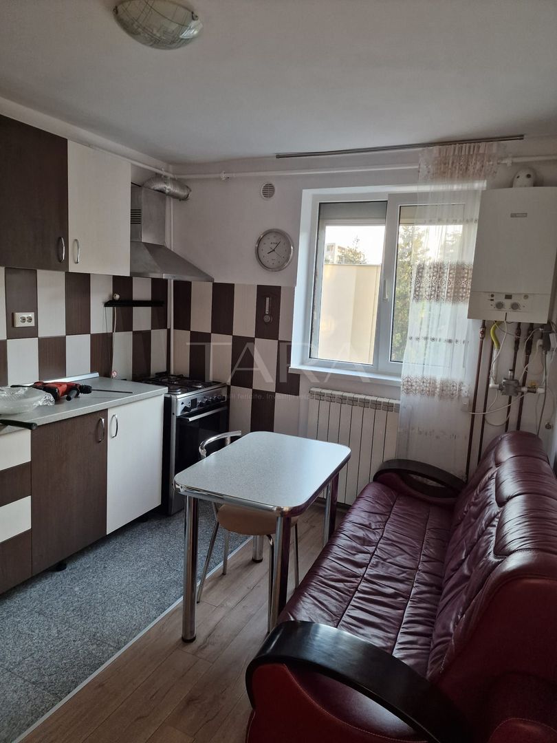 Garsonieră în Mănăștur, zona Liceul Sportiv - Poză 1