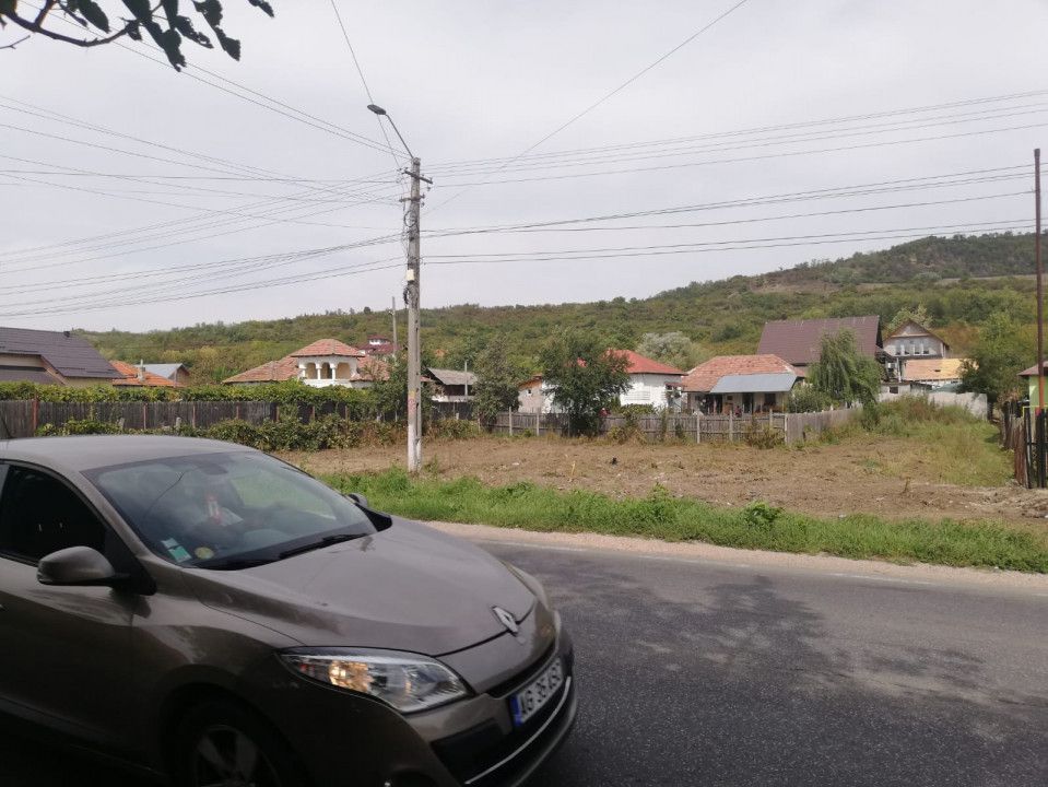 Vanzare teren intravilan, stradal, Calinesti - Poză 6