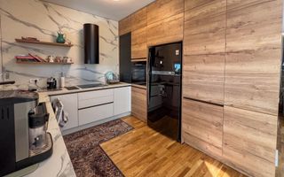 Vilă individuală elegantă, complet mobilată și utilată, lângă parcul și pădurea din Corbeanca - Poză 5