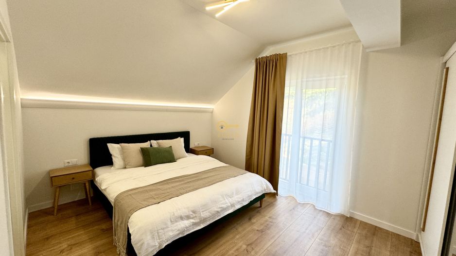 Casa noua, mobilata si utilata- Panorama catre munti- Teren 714mp - Poză 13