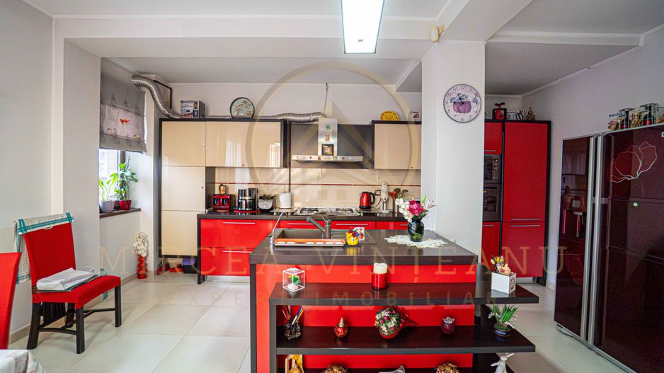 DACIA - Vila D+P+1E+M, teren 780 mp, deschidere 24 ml. - Poză 14