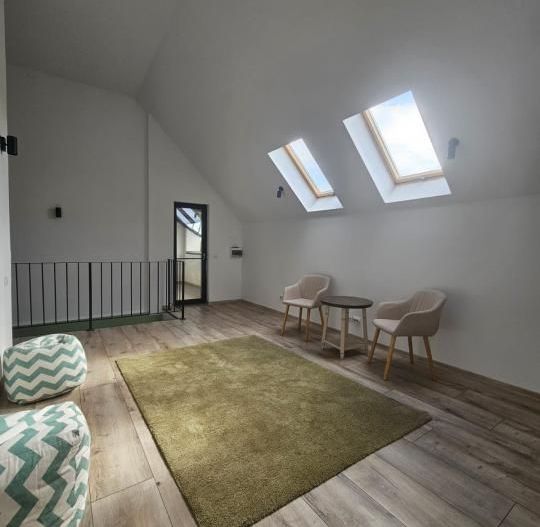 Casă cu 5 camere de închiriat Corbeanca - Poză 12