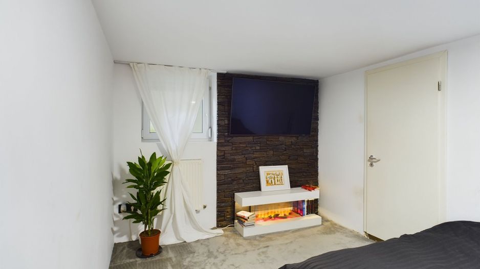 Apartament 3 camere  la curte  - Odobescu - Poză 12