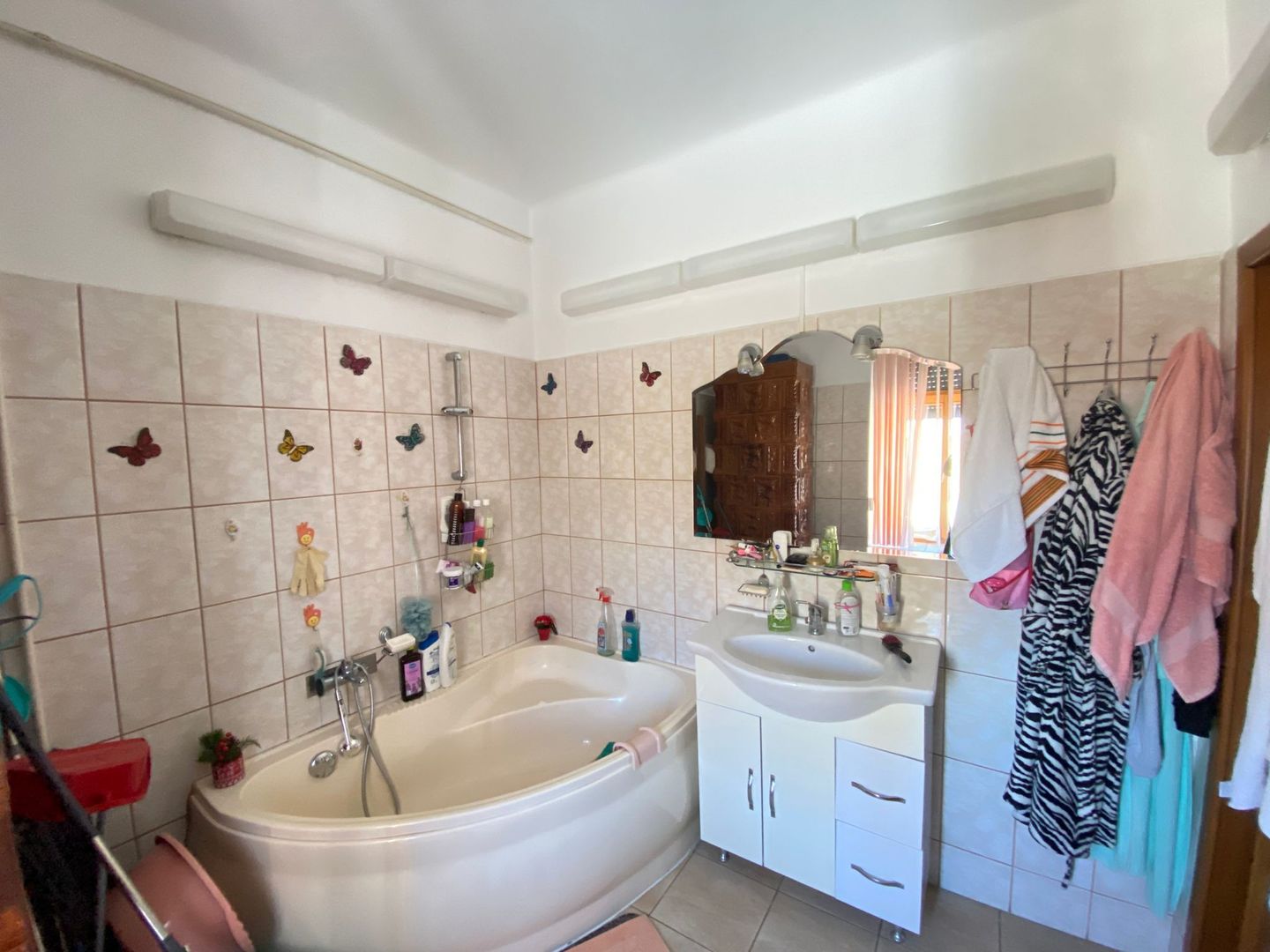 3 camere, 100 mp, centrală termică proprie – Prosper / 13 Septembrie V10 - Poză 11