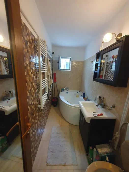 Apartament 3 camere decomandat, Faleza - Poză 2