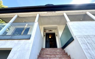 Vila cu 5 camere *344mp* + 800mp Teren // Zona Bucurestii Noi - Poză 56