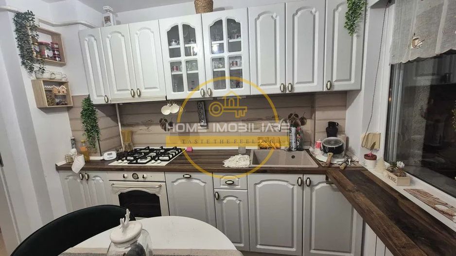 Apartament cu 3 camere /60mp/ zona Podu Ros - Poză 5