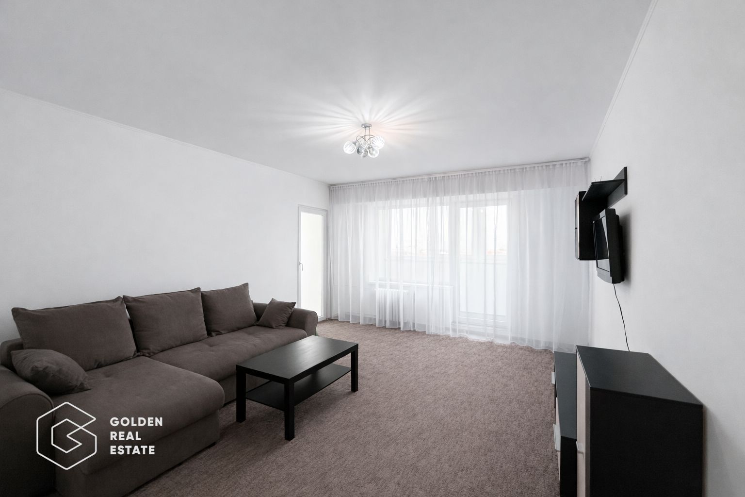 Apartament 3 camere tip Samanta, decomandat, zona Polivalenta - Poză 1