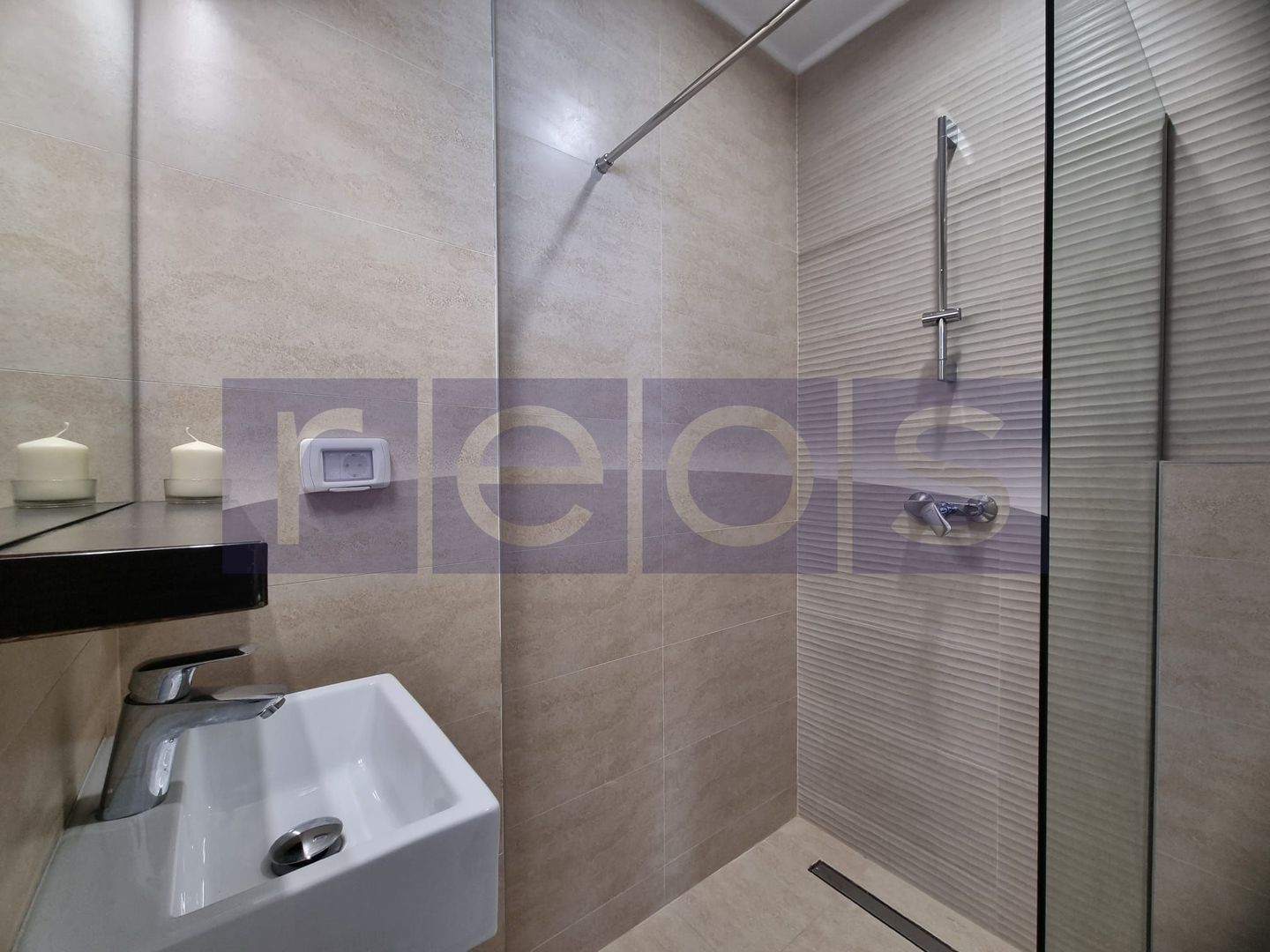 VANZARE -3 CAMERE-MOGOSOAIA-ARBO RESIDENCE - Poză 22