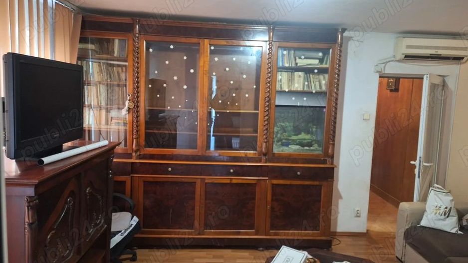 Apartament 3 camere etaj 2 Sagului - Poză 2