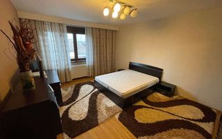 Vand casa semicentrala zona stadionului Olimpia - Poză 3