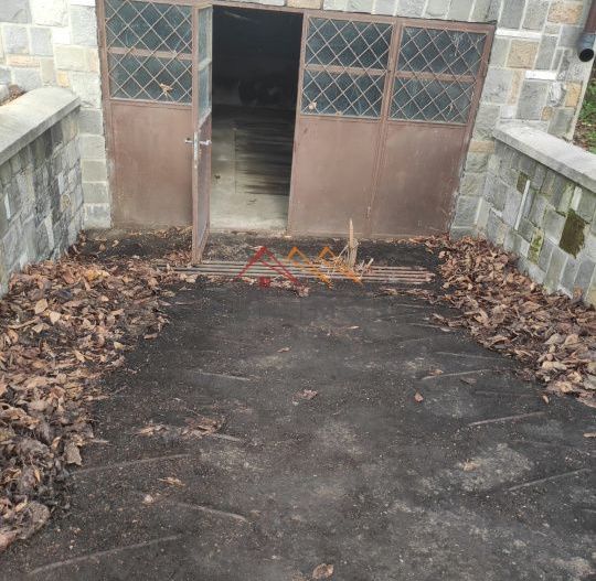 Casa D+P+E, an 1980, teren 285 m2, zona foarte buna, Campina, Prahova - Poză 10