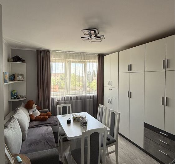 Apartament 2 camere decomandat - Poză 1